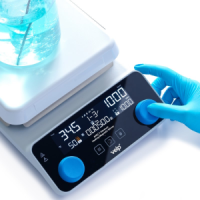 magneetroerder, velp, salm en kipp